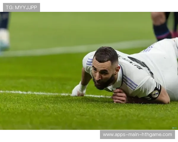 皇马锋线爆发，本泽马状态回暖，本泽马皇马数据